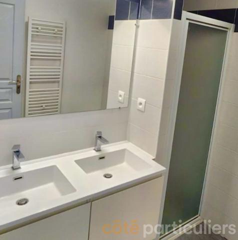 Vente
                Appartement72 m² - 4 Pièces -
                    Nîmes (30000)