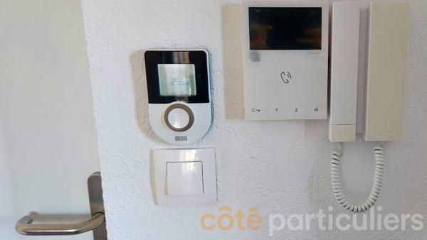 Vente
                Appartement72 m² - 4 Pièces -
                    Nîmes (30000)