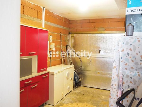 Maison
         4 pièces
        - 90 m² Exclusivité 280 000 € *