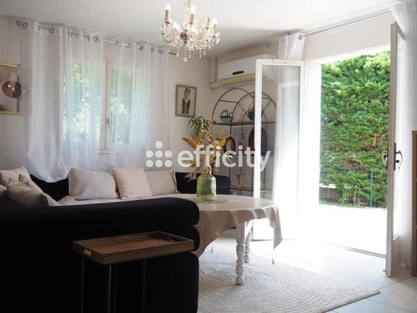 Maison
         4 pièces
        - 90 m² Exclusivité 280 000 € *