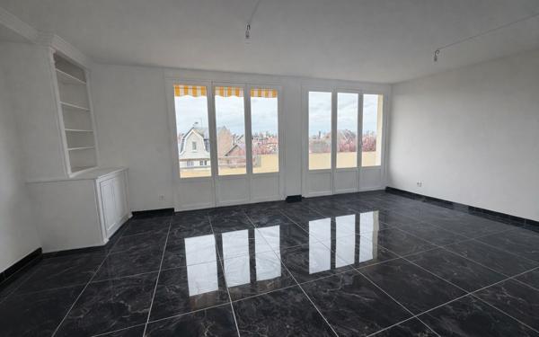 Appartement à louer    4 pièces •  Saint-Quentin