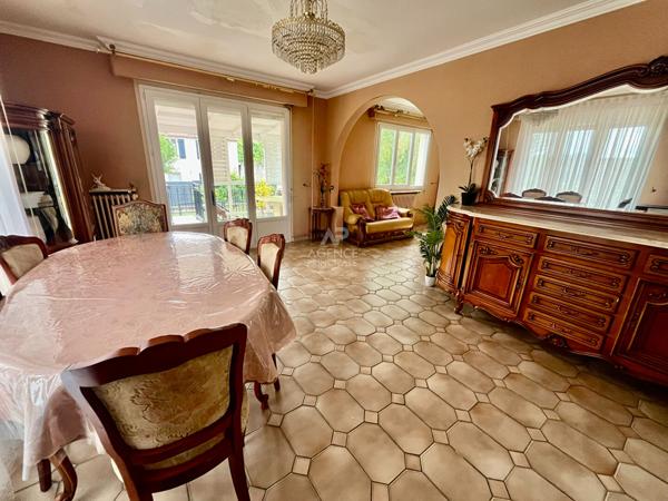 Maison Courdimanche 6 pièce(s) 109 m2 369 500 € **  - Référence  2347