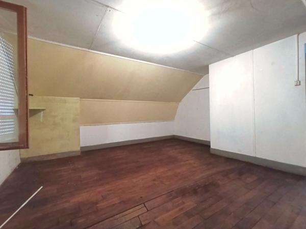 Propriété de deux batisses