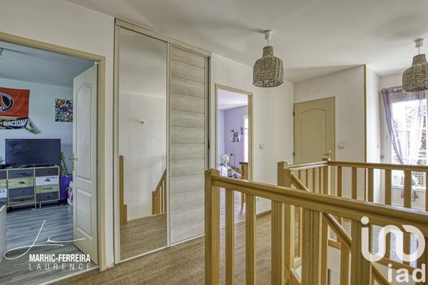 Maison 7 pièces de 160 m² à Estrées-Saint-Denis (60190)