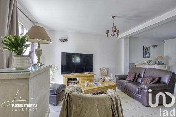 Maison 7 pièces de 160 m² à Estrées-Saint-Denis (60190)