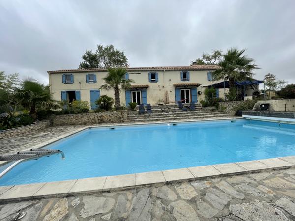 A vendre demeure d'exception, avec grand jardin, bois et piscine Fanjeaux (11270)