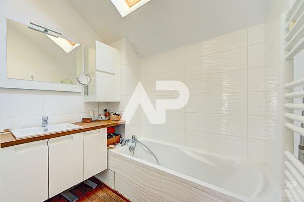 Maison Rueil Malmaison 5 pièce(s) 140 m2 840 000 € **  - Référence  19481