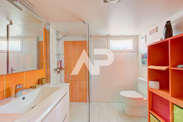 Maison Rueil Malmaison 5 pièce(s) 140 m2 840 000 € **  - Référence  19481