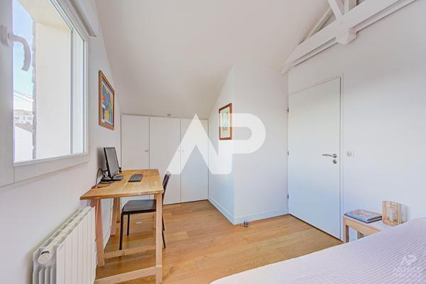 Maison Rueil Malmaison 5 pièce(s) 140 m2 840 000 € **  - Référence  19481
