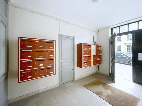 Versailles (78000) VERSAILLES SAINT-LOUIS Studio 24m2 pondérés