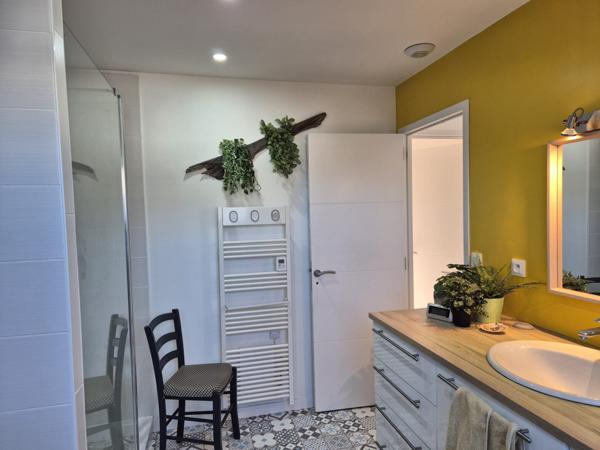 Grande Maison d'architecte / Commodités à pied