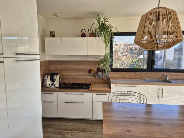 Grande Maison d'architecte / Commodités à pied