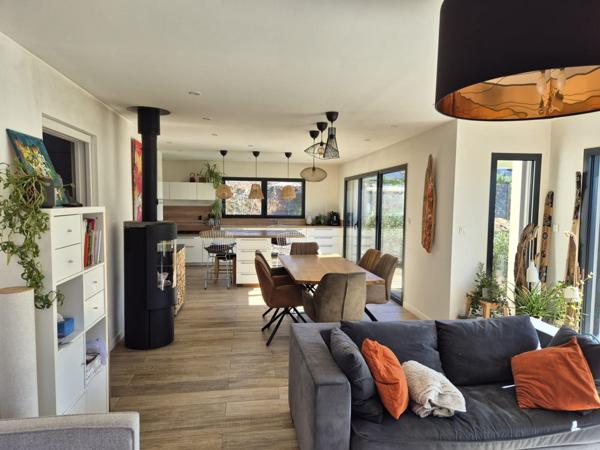 Grande Maison d'architecte / Commodités à pied