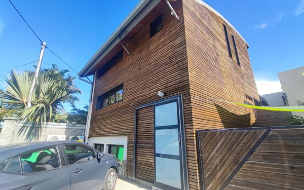 Maison à vendre    6 pièces •  Saint-Pierre