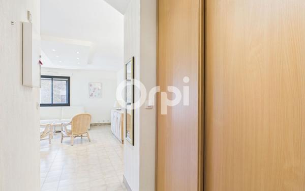 Appartement à vendre    1 pièce • 34,01 m2 Mandelieu-la-Napoule