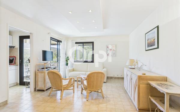 Appartement à vendre    1 pièce • 34,01 m2 Mandelieu-la-Napoule