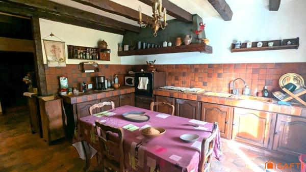 Maison en meulière 7 pièces , 5 chambres