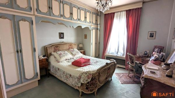 Maison en meulière 7 pièces , 5 chambres