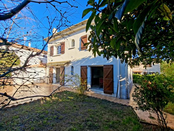 Béziers (34500) Quartier résidentiel de Béziers , très belle maison T6 au fort potentiel