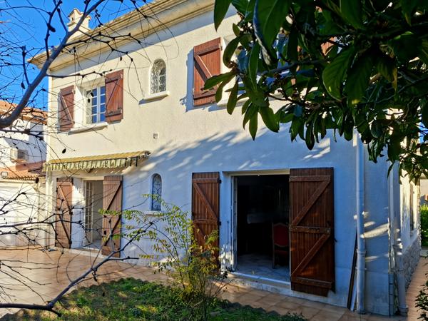Béziers (34500) Quartier résidentiel de Béziers , très belle maison T6 au fort potentiel