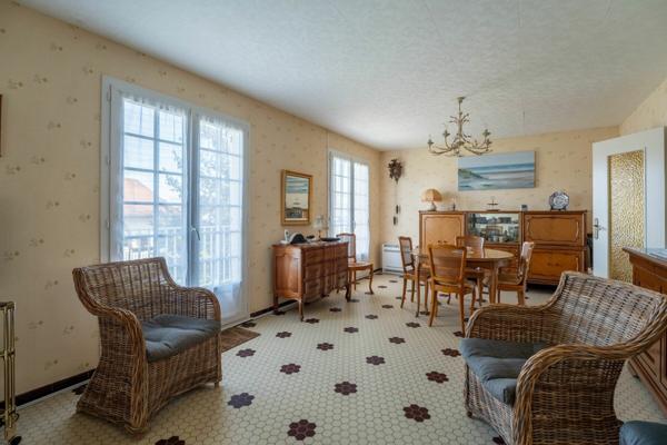 Maison à vendre    6 pièces • 122,43 m2 Biscarrosse