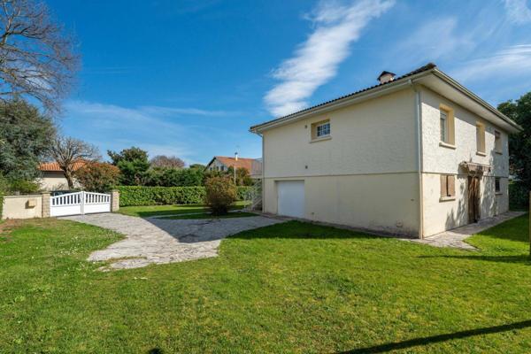 Maison à vendre    6 pièces • 122,43 m2 Biscarrosse