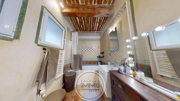 Maison 9 pièce(s) 5 chambre(s) 316 m²