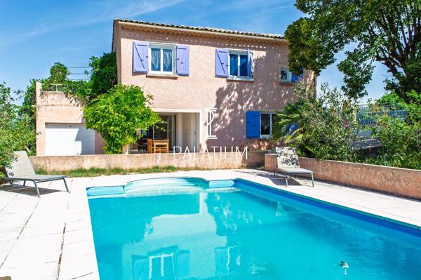 Maison 125 m² avec piscine – Vue panoramique
