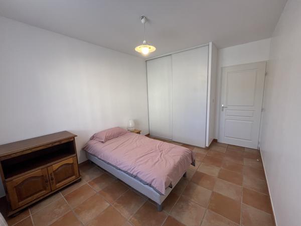 Appartement T3 meublé avec terrasse et garage - Manosque - Réf. G35