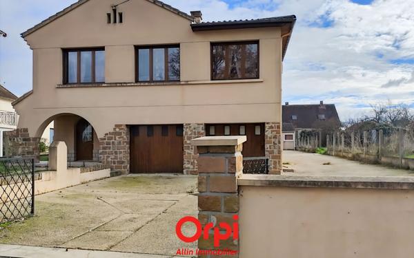 Maison à vendre    4 pièces •  Domérat