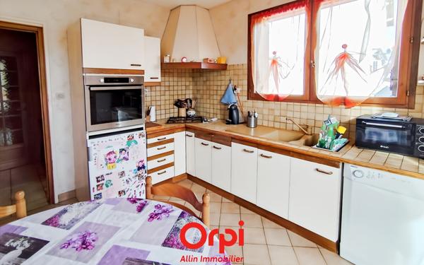 Maison à vendre    4 pièces •  Domérat