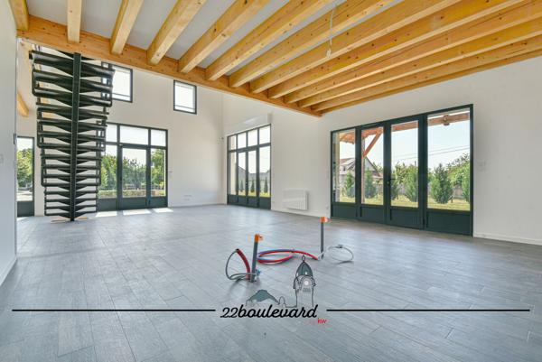 Maison 10 pièces - 318 m² Exclusivité efficity