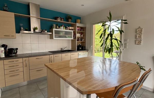 Belle maison avec piscine à Arès, proche du Cap Ferret