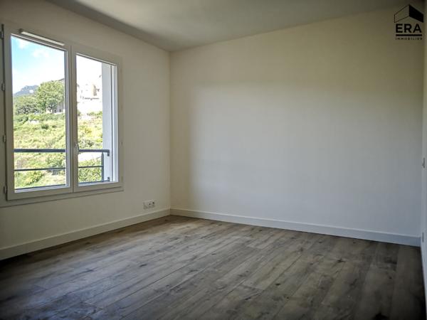 CASTELLARE DI CASINCA : maison 5 pièces en location