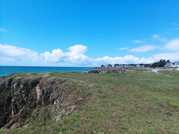 Opportunité exceptionnelle : Maison neuve avec garage à 70 mètres de la côte sauvage 