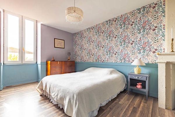 Maison à vendre |  Pont-l'Abbé-d'Arnoult |  8 pièces | 167 m²