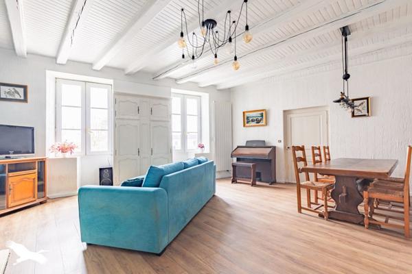 Maison à vendre 174 371 € Pont-l'Abbé-d'Arnoult 8 p 167 m² DPE D