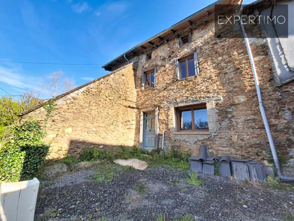 Centrès (12120) Maison rénovée avec jardin – village de charme en Aveyron
