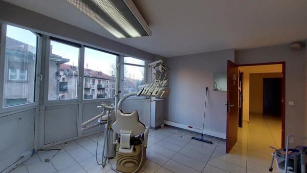 Local professionnel modifiable en habitation