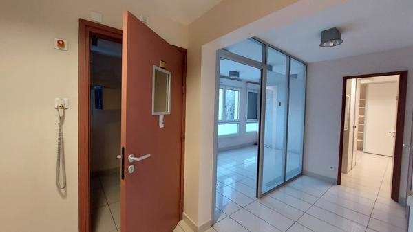 Local professionnel modifiable en habitation