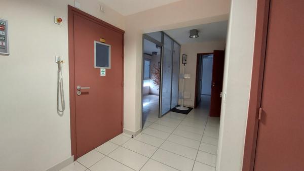 Local professionnel modifiable en habitation