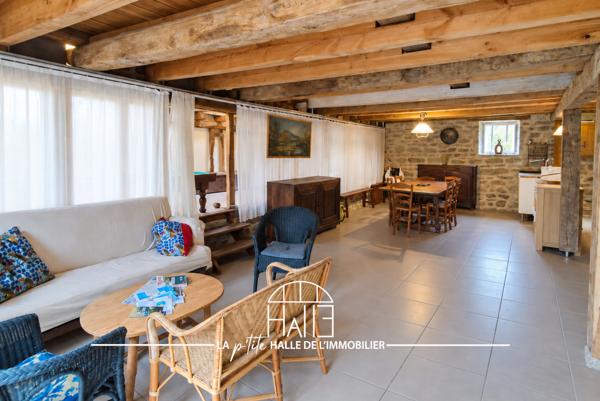 Maison
         5 pièces
        - 186 m² 158 000 € *