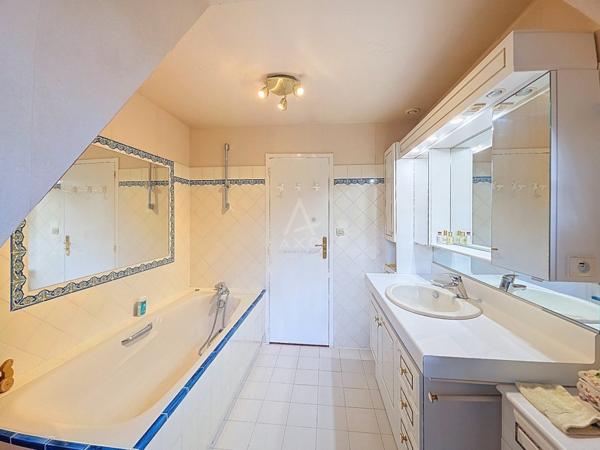 Proche de Deauville - Maison normande avec dépendance