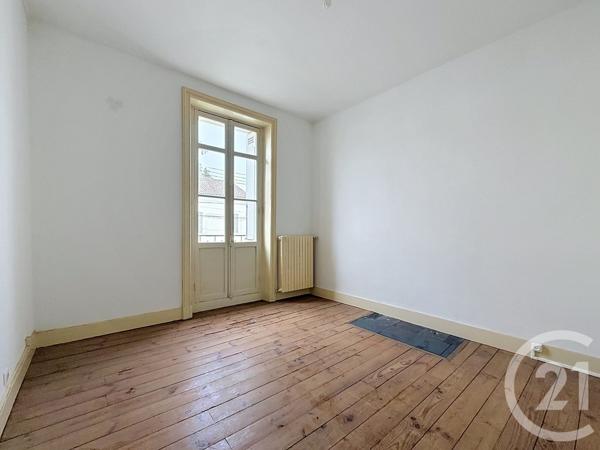 Immeuble à vendre  320 m 2   PERIGUEUX  - 24