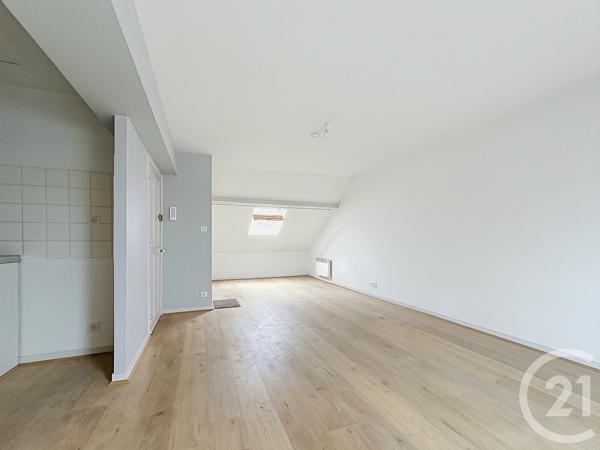 Immeuble à vendre  320 m 2   PERIGUEUX  - 24