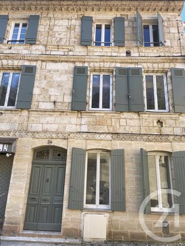 Immeuble à vendre  320 m 2   PERIGUEUX  - 24