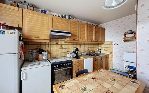 Appartement à vendre    4 pièces • 90,37 m2 Roissy-en-Brie