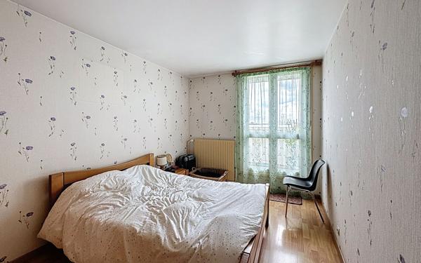 Appartement à vendre    4 pièces • 90,37 m2 Roissy-en-Brie