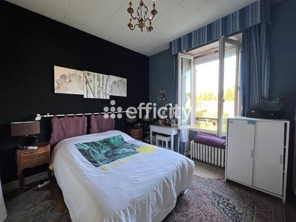 Maison 10 pièces - 177 m²