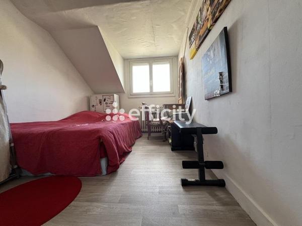 Maison 10 pièces - 177 m²